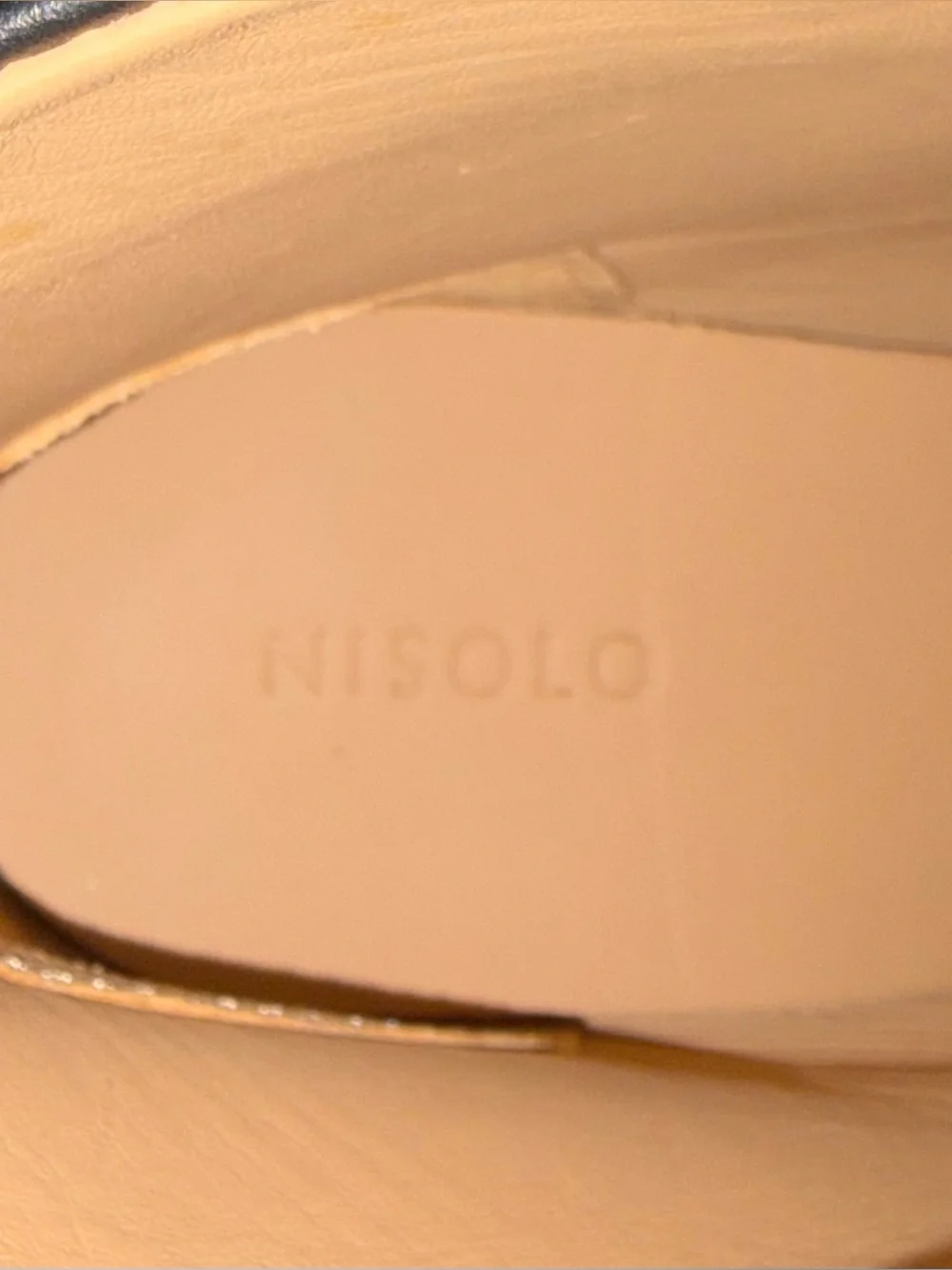 NWT Nisolo Dari 2.0 Sustainable Leather Ankle Boots - Black/Black - Size 9